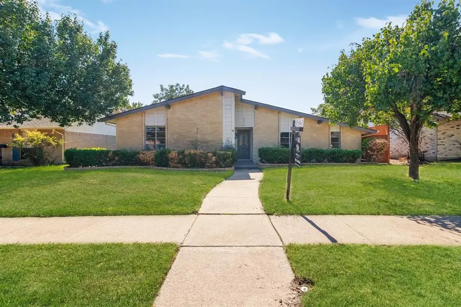 3310 Flagstone Drive, Garland, TX 75044