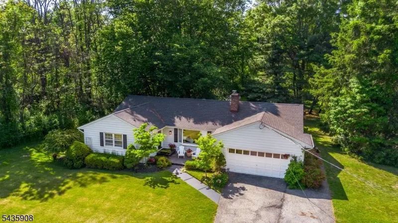 5 Pepperidge Rd, Boonton Twp., NJ 07005