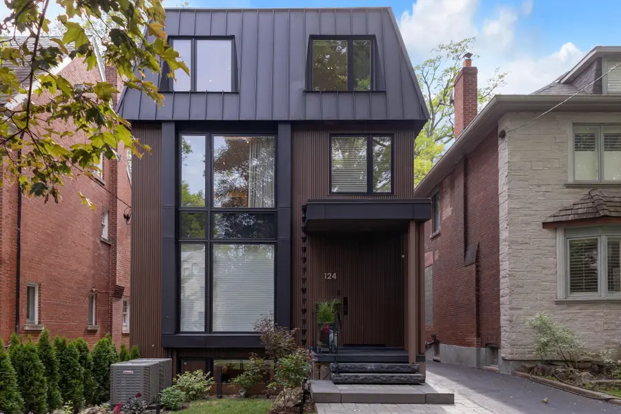 124 Lyndhurst AVE, Toronto C02, ON M5R 2Z9