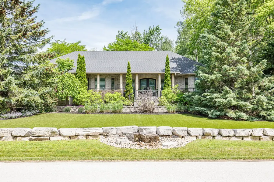 44 Blackburn AVE, Clearview, ON L0M 1P0