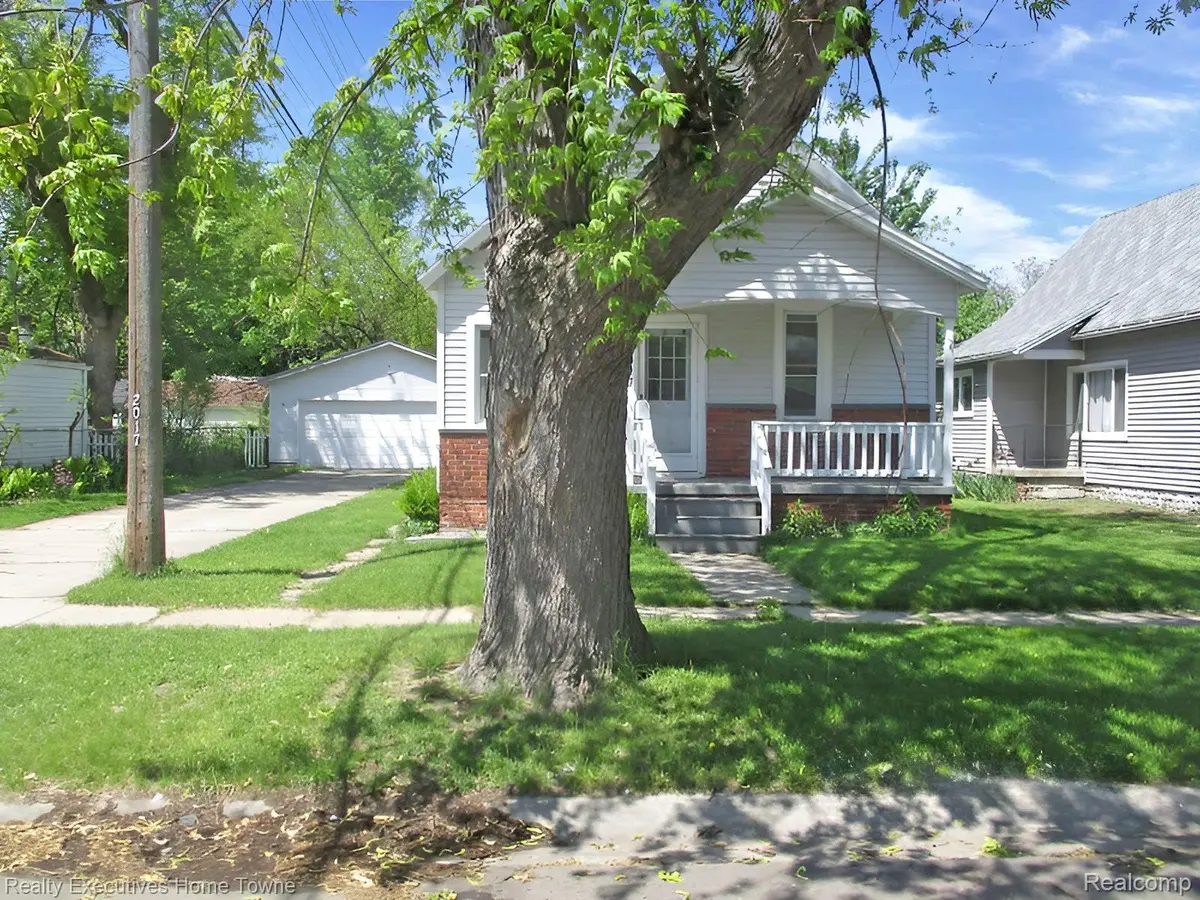 2017 11TH ST, Port Huron, MI 48060