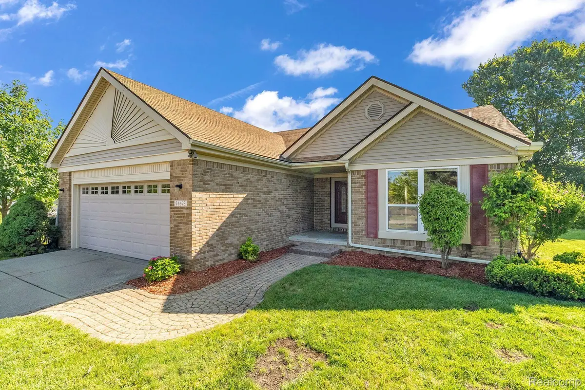 26673 COTTONWOOD ST, Woodhaven, MI 48183