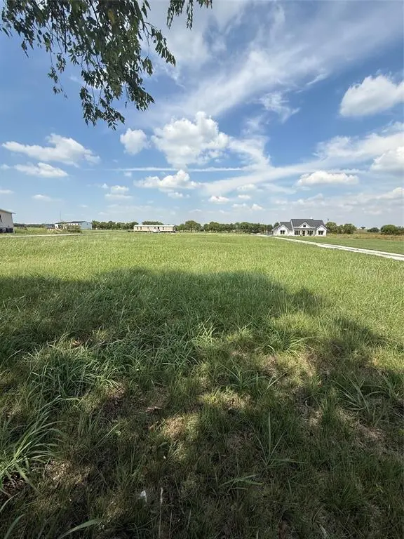 12890 Pruett Road, Krum, TX 76249