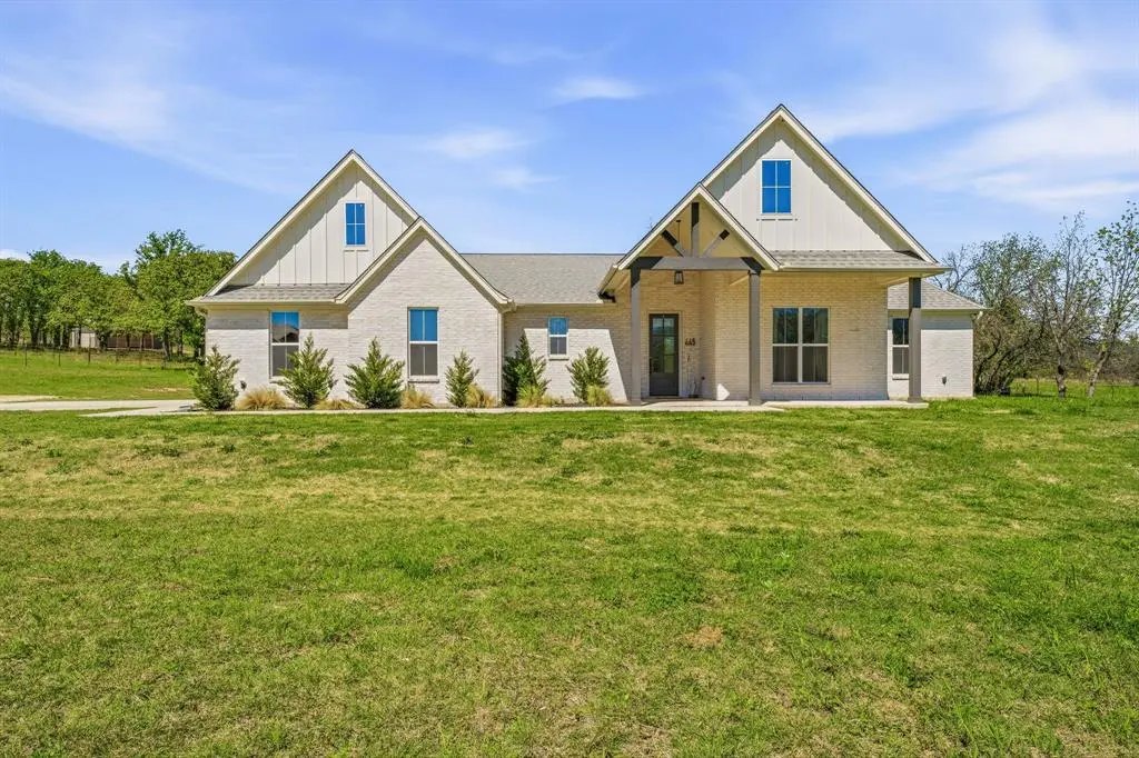 445 Rodeo Way, Stephenville, TX 76401