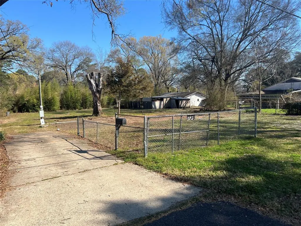 1732 Michel Street, Shreveport, LA 71108