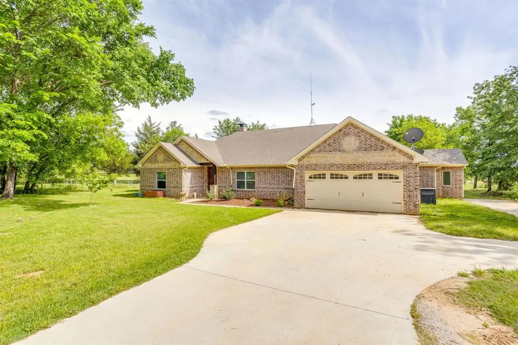 739 County Road 3696, Springtown, TX 76082