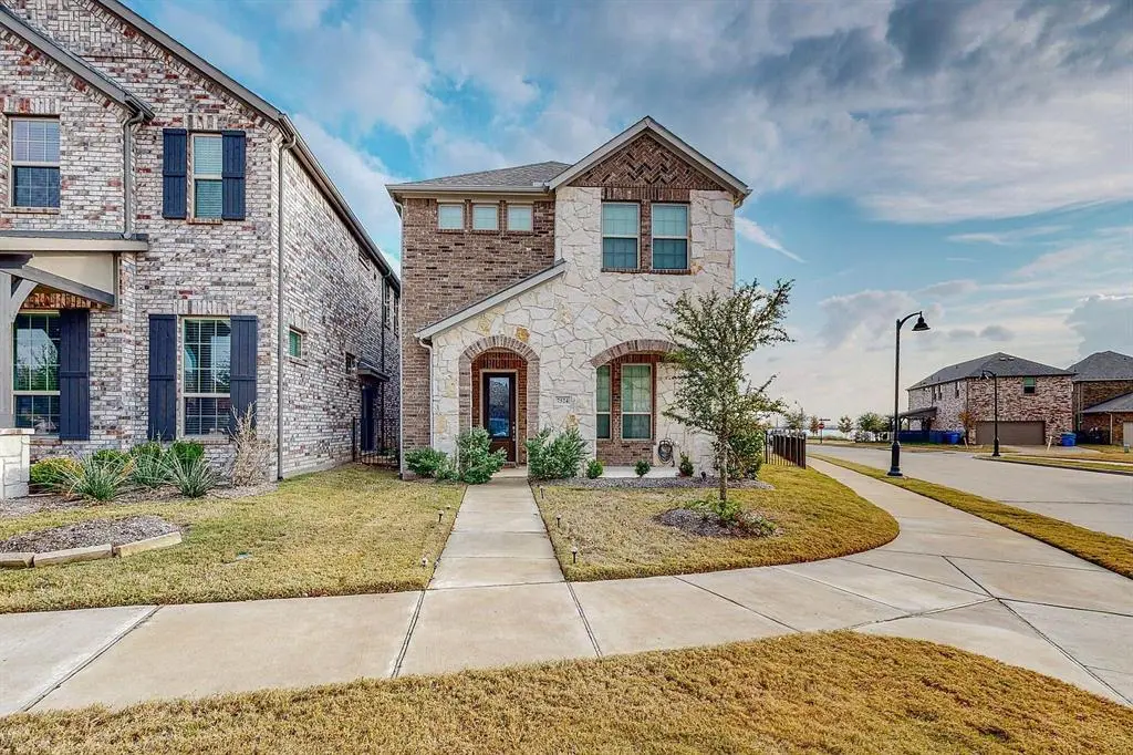 7524 Redondo Drive, Rowlett, TX 75088