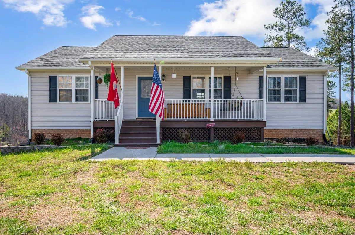 401 Reedy Spring RD, Spout Spring, VA 24593