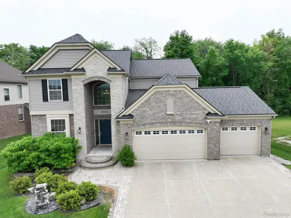 50736 SEVILLA CIR, Novi, MI 48374