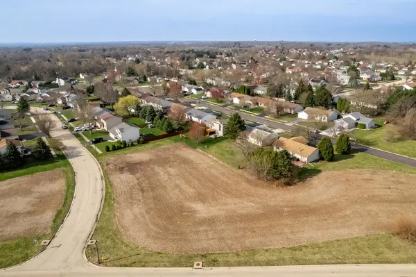 886 White Chapel Lane, Rockford, IL 61108
