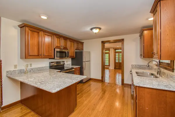 380 Greenwood Avenue, East Dubuque, IL 61025