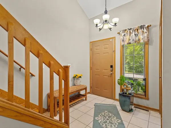 3476 Valley Woods Drive, Cherry Valley, IL 61016