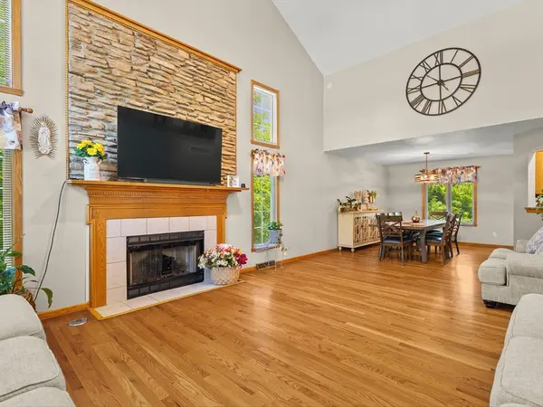 3476 Valley Woods Drive, Cherry Valley, IL 61016