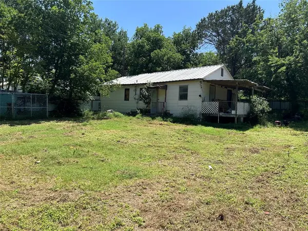 118 County Road 1811,  Clifton,  TX 76634
