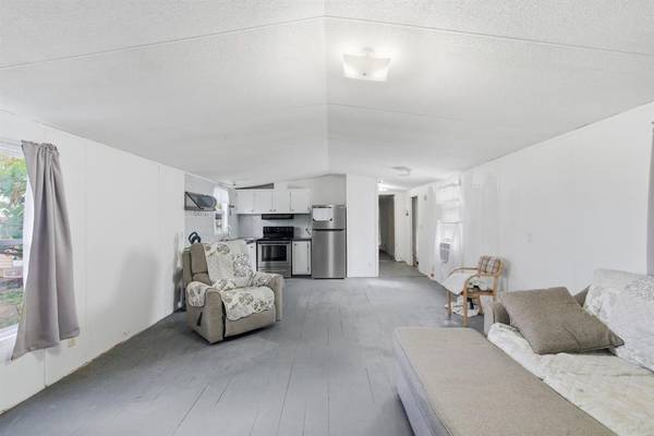 144 Oak Meadows Drive, Springtown, TX 76082