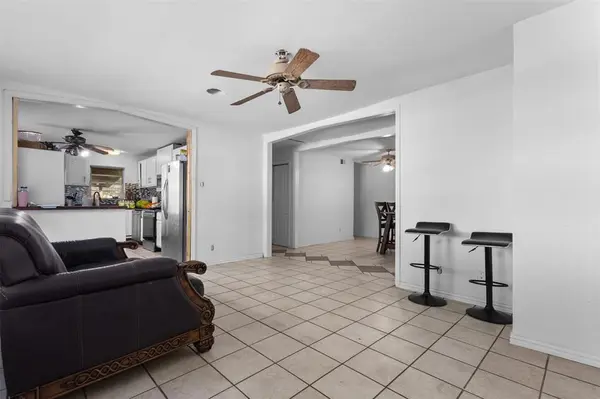 804 Melrose Street, Garland, TX 75040