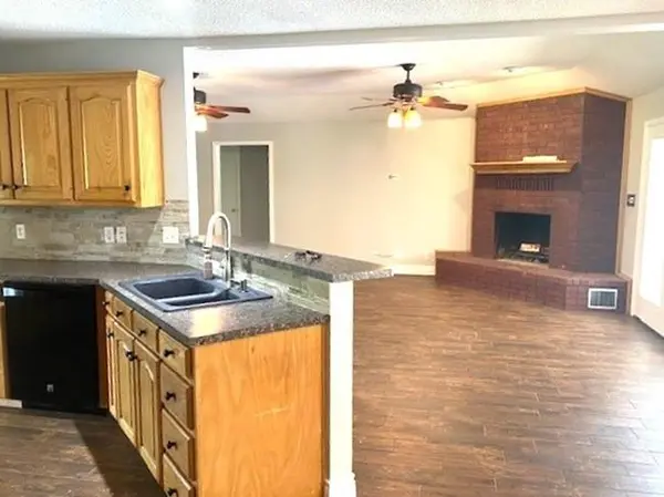 11466 St Hwy 31 E, Murchison, TX 75778