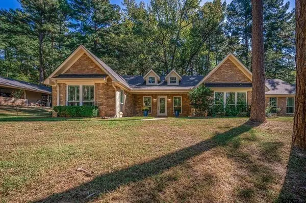 431 Gifford Street, Rusk, TX 75785