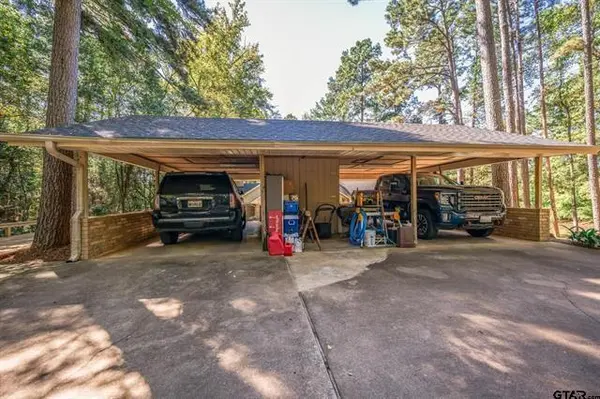 431 Gifford Street, Rusk, TX 75785