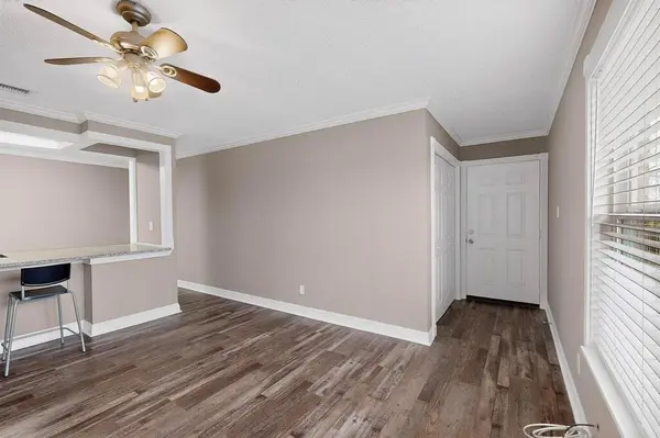 2200 E Trinity Mills Road #616, Carrollton, TX 75006