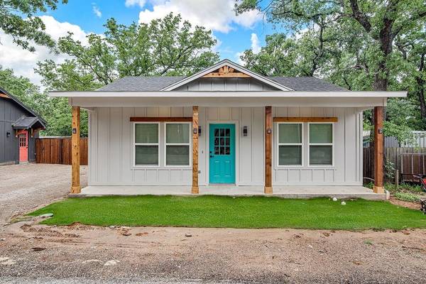 91 Live Oak Street, Alvarado, TX 76009