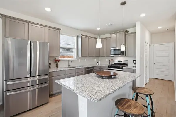 8109 KORAT, Godley, TX 76044