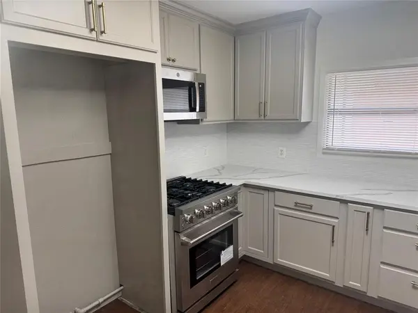 607 E Hundley Drive, Lake Dallas, TX 75065