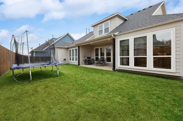 410 Hearth Terrace, Argyle, TX 76226