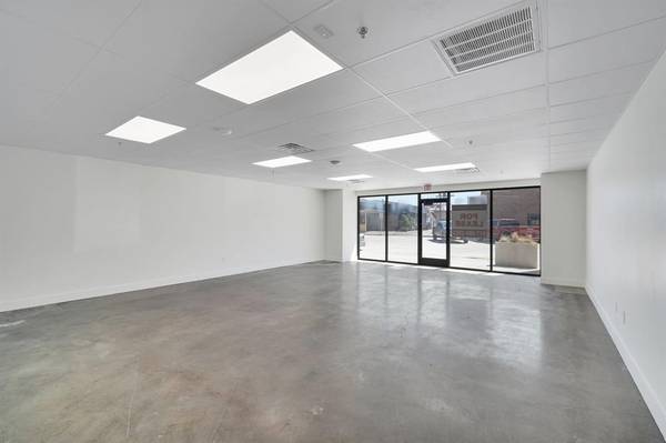 301 W Main Street #118, Midlothian, TX 76065