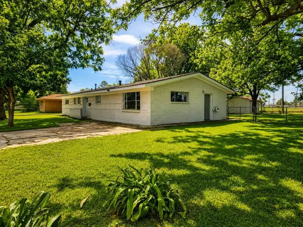 1106 Caroline Drive, Bossier City, LA 71112