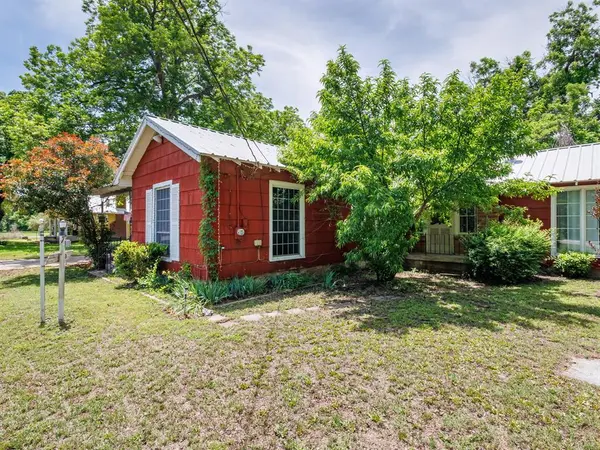 510 S Main Street, Rising Star, TX 76471