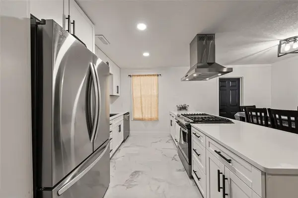 121 Austin Street, Mcgregor, TX 76657