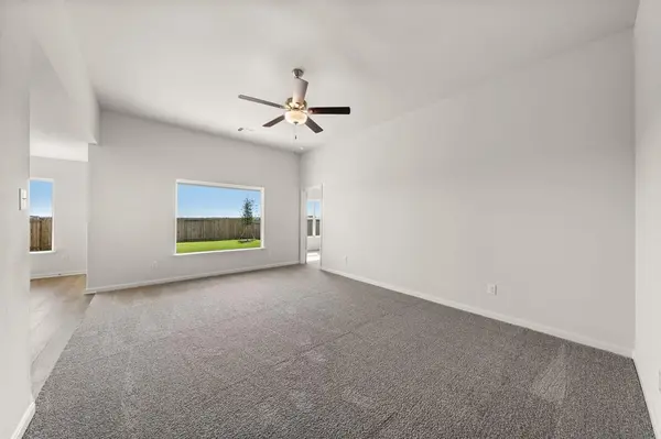 13429 Gitty Up Circle, Cresson, TX 76035