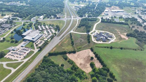 111 Commons Drive, Athens, TX 75751