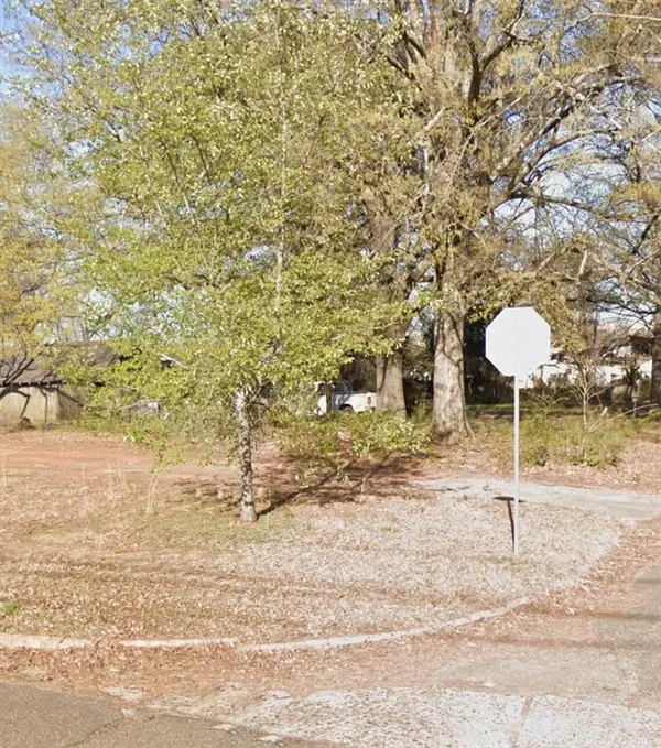 1102 Waterall Street, Texarkana, TX 75501