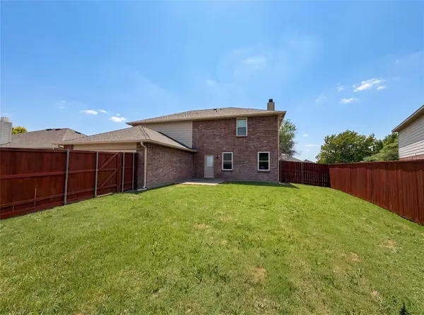 2904 Lake Vista Drive, Wylie, TX 75098
