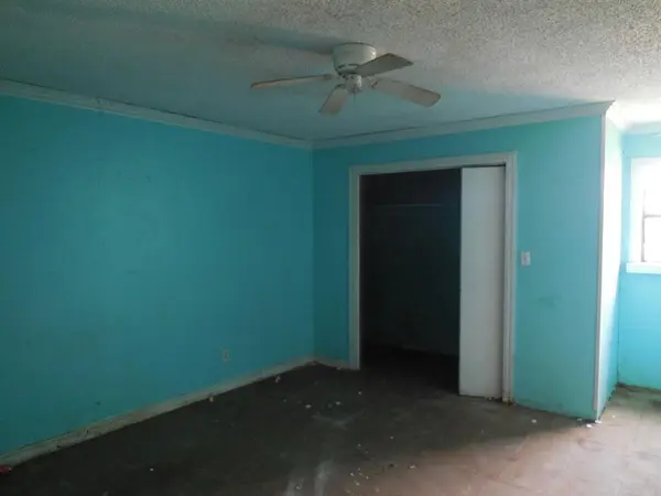 1809 E Elliott Street, Breckenridge, TX 76424