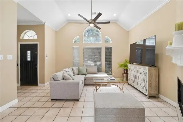 3173 Riverside Drive, Carrollton, TX 75007