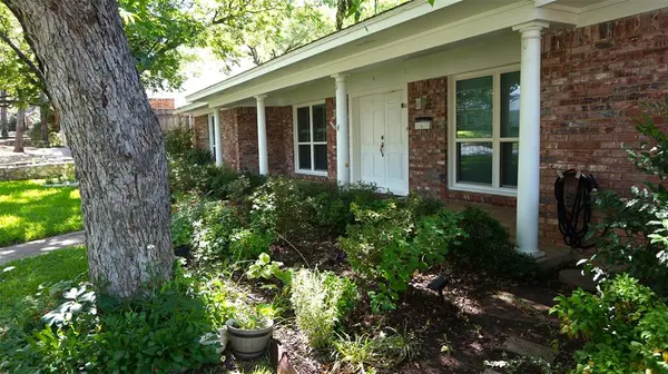 5013 Marble Falls Road, Fort Worth, TX 76103