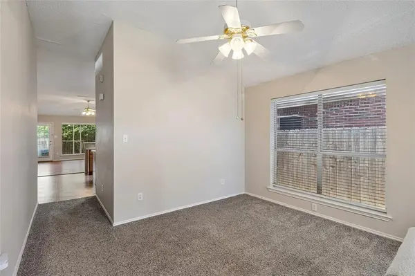 2332 Cap Rock Lane, Fort Worth, TX 76133