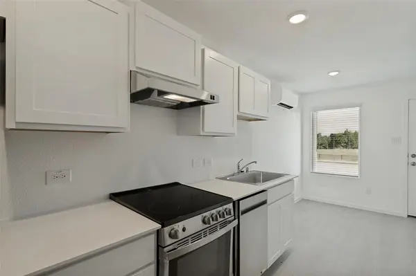 1037 Bishop Creek Drive, Princeton, TX 75407