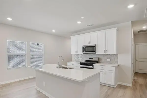 6001 Belchamp Drive, Mckinney, TX 75071
