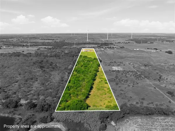 404 Hcr 3258, Mount Calm, TX 76673