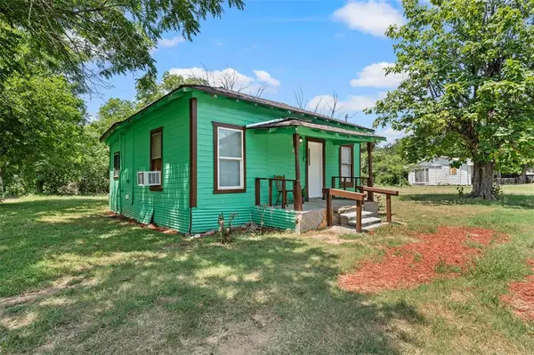 1304 E Clay Street, Waco, TX 76704