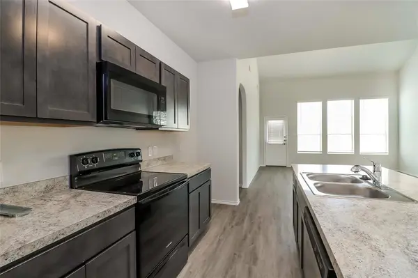 8232 Camellia Tree, Fort Worth, TX 76123