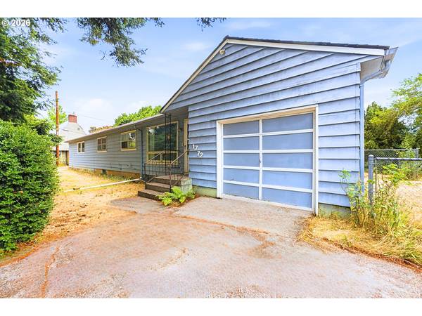 1772 SE 135TH AVE, Portland, OR 97233