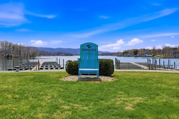 1245 Graves Harbor TRL, Huddleston, VA 24104