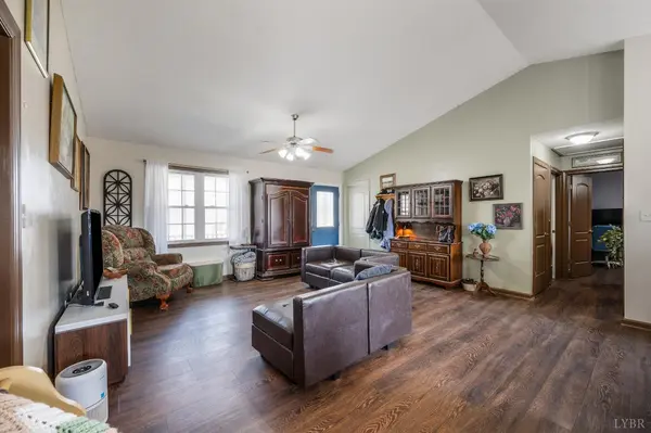 401 Reedy Spring RD, Spout Spring, VA 24593