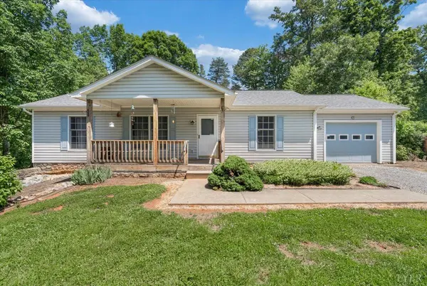 1124 Homeplace RD, Bedford, VA 24523
