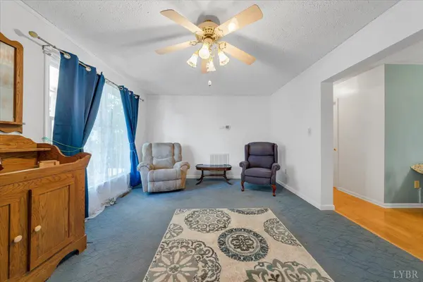 1124 Homeplace RD, Bedford, VA 24523
